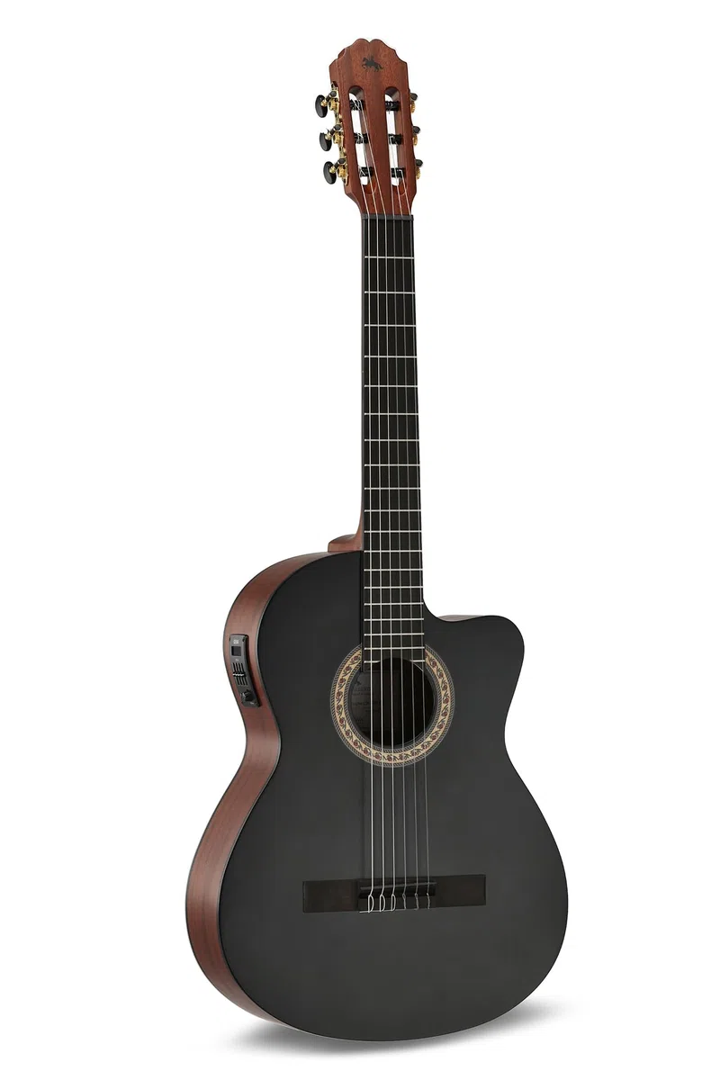 LUTHIER MANUEL RODRÍGUEZ E-Akustikgitarre Caballero Principio - Black Top Cut - Massive Fichtendecke schwarz - Boden/Zarge Sapelli Mahagoni - ETC-4 Preamp - CA-PM SB