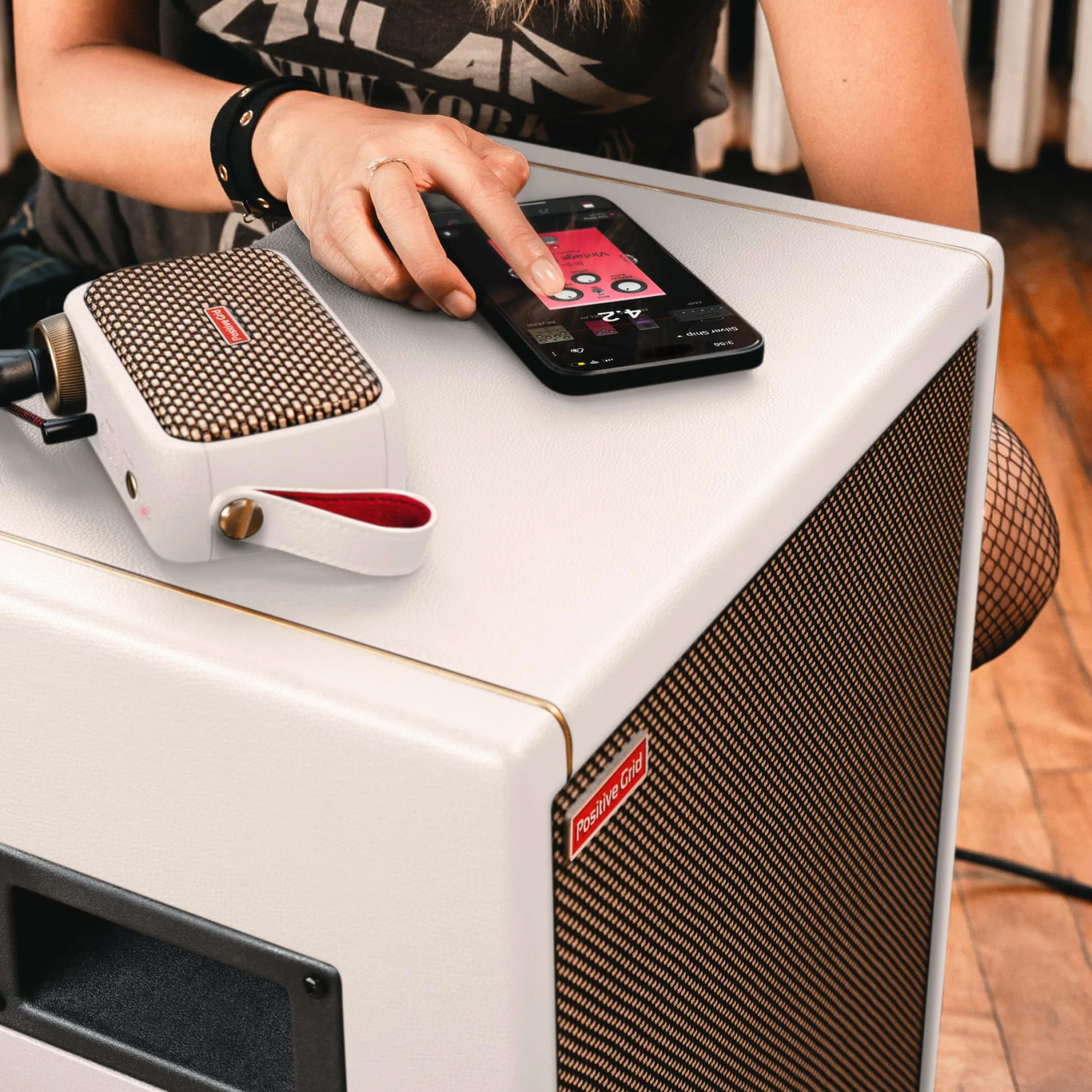 Positive Grid Spark CAB Gitarrenverstärker-Lautsprecherbox für Verstärker der Spark-Serie, Mehrere Instrumente, Modeler und Mehr – Perlweiß